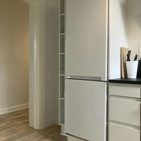 아파트 And Spacious For 4 *